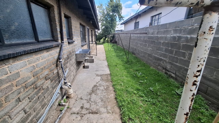 2 Bedroom Property for Sale in Old Location Free State